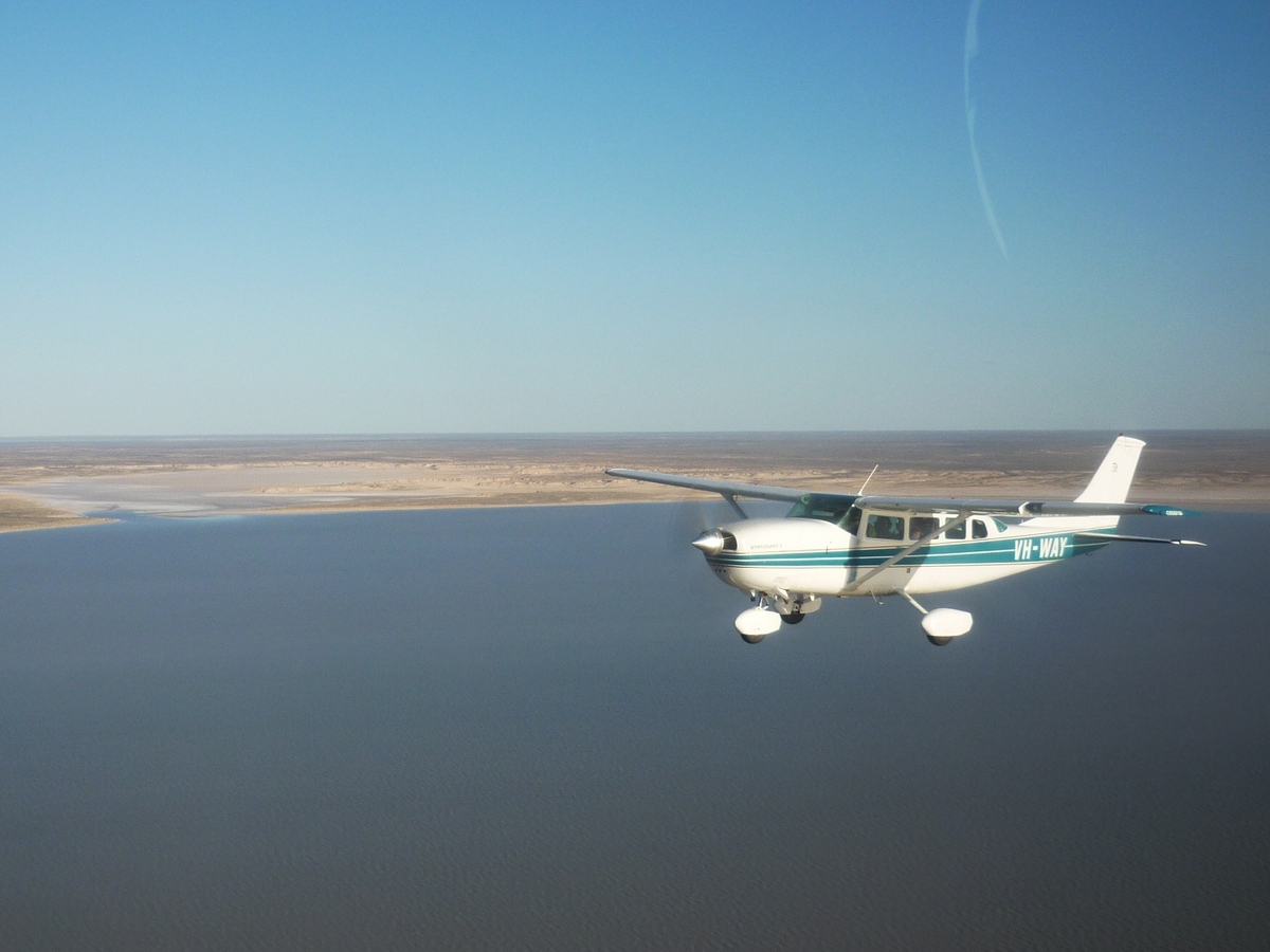 4-Day Lake Eyre & Flinders Ranges Small Group 4WD Eco Safari