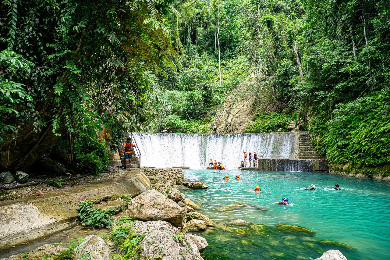 OLKW-MB: Whale Shark Snorkeling & Kawasan Canyoning Tour (From Moalboal)
