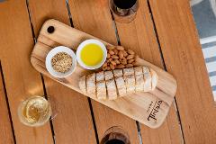 Hardys Platter: Freshly Baked Bread and Dukkah