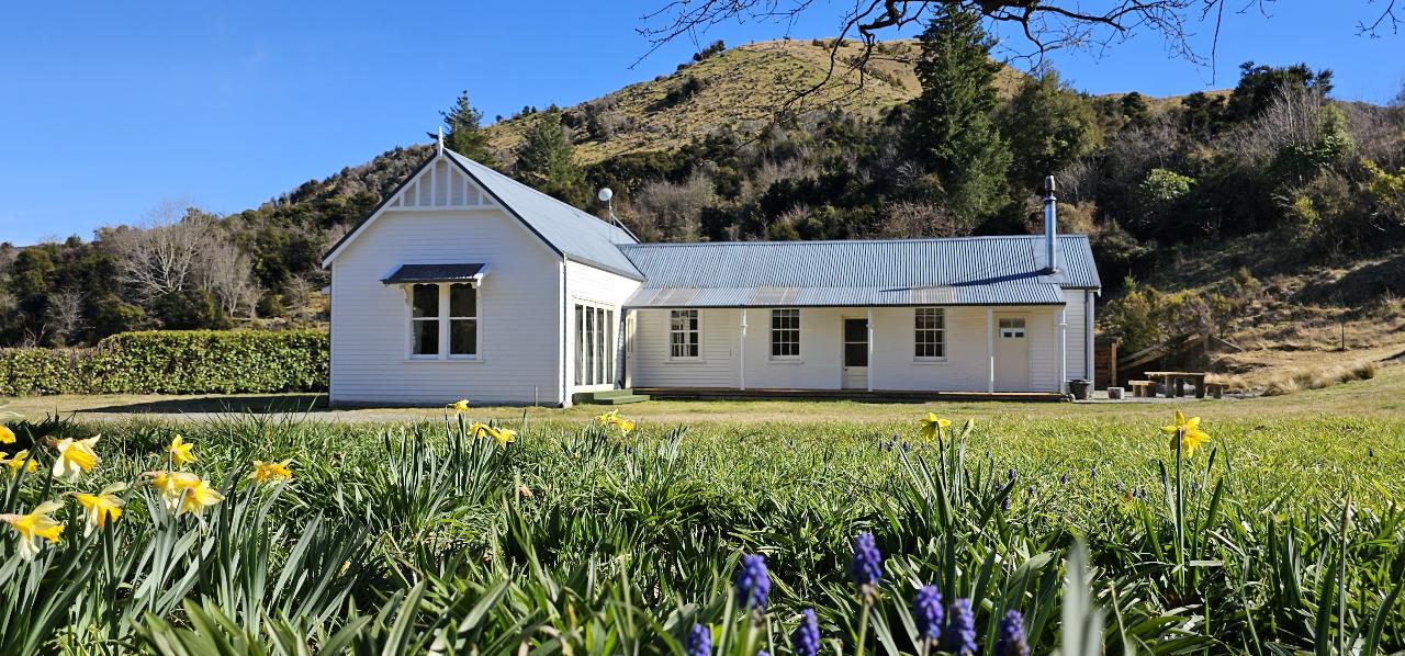 3 night stay at Huntaway Homestead