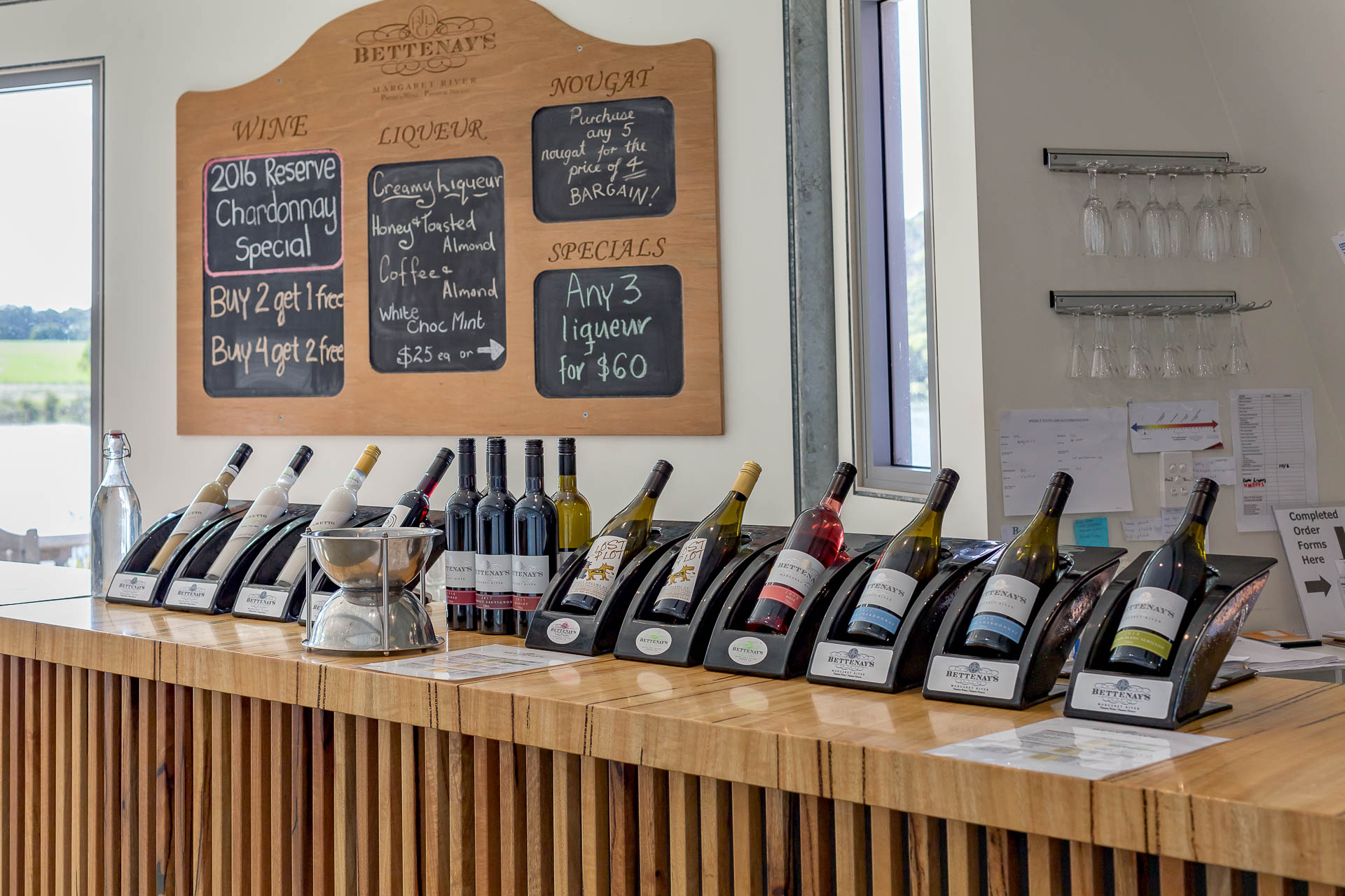 Tour, taste and brunch with the owner