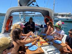 4 Hour Skippered Yacht Charter for up to 10 people - Gift Voucher 