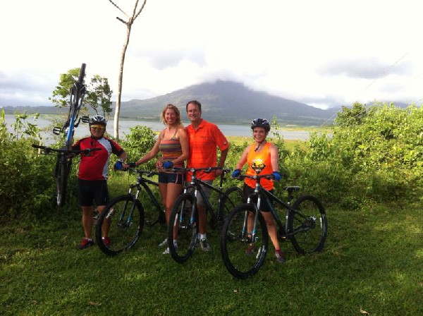 Mountain Biking in Arenal Volcano & Lake trail (Moderate)