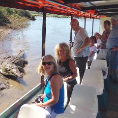 San Jose to Dominical Crocodile watching Boat Tour on Tarcoles River