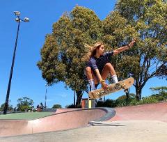 Private Skateboarding Lesson with Gabi (Sunshine Beach)