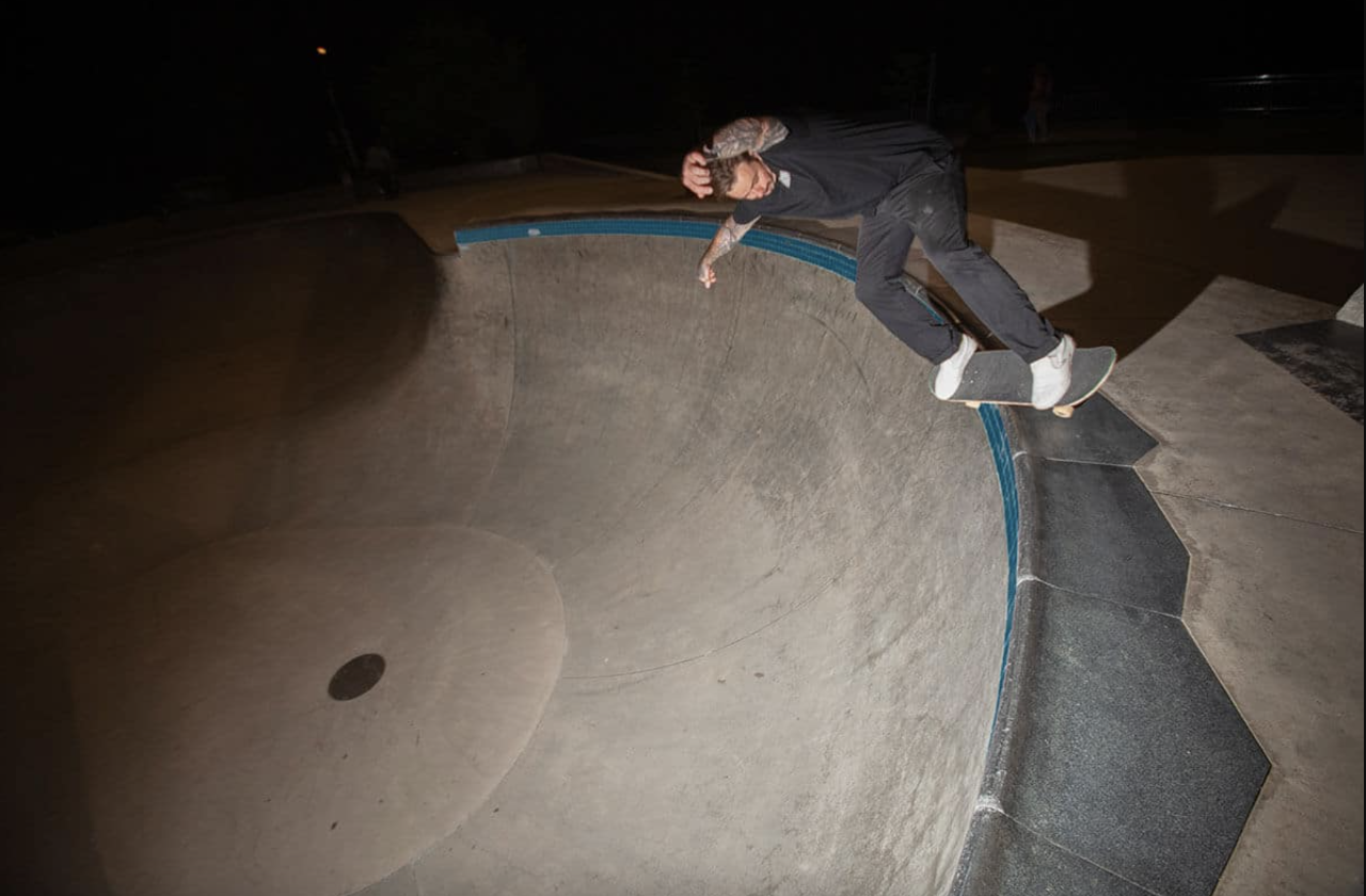 Private Skateboarding Lesson with Nelo (Chiggy's Indoor Skate Park)