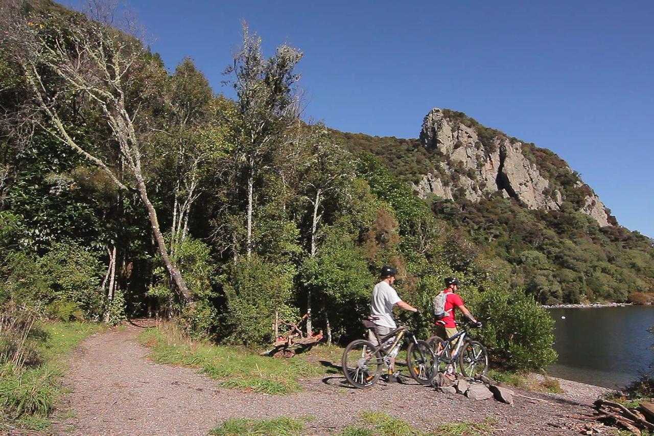 MTB - Western Bay SCENIC - 2 Day Guided Tour Package.  Trails: Orakau & K2K and W2K  