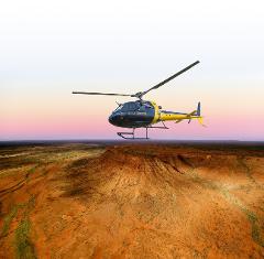 L131 - One with the Lot - Kings Canyon & Uluru, Kata Tjuta Air Safari by helicopter