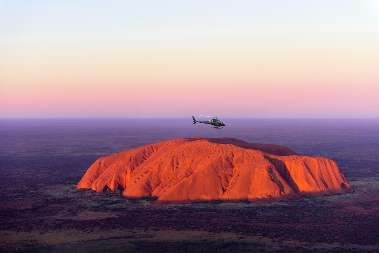 30 minute - Uluru & Kata Tjuta Premium Sunset Experience