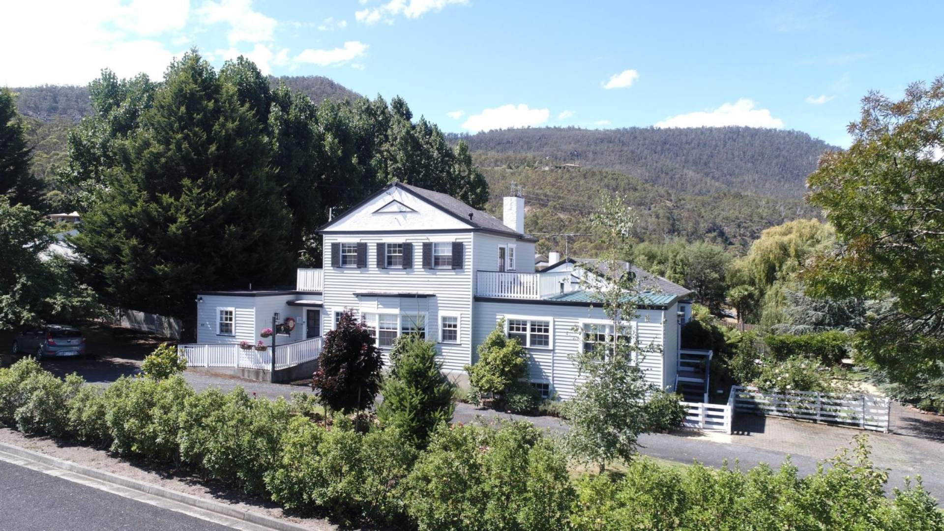 Tasmanian Food Lovers and Aspiring Chefs Dream Weekend - Indulgent