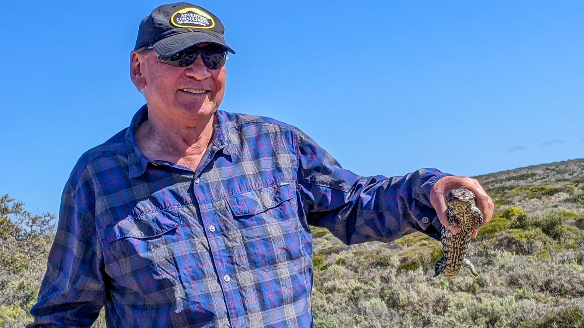 Ancient Dunes and Mallee 4WD Tour