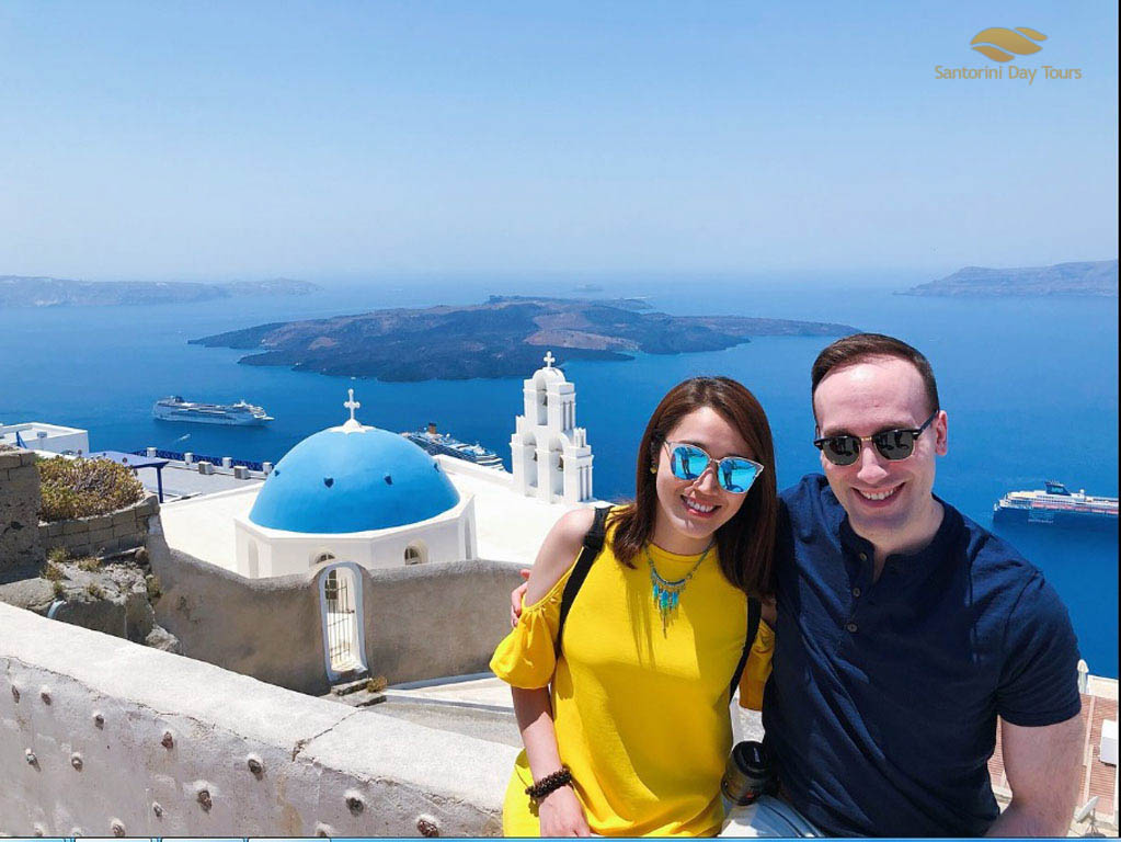 Santorini Highlights: 5-Hour Private Tour with Wine-Tasting (20PART)