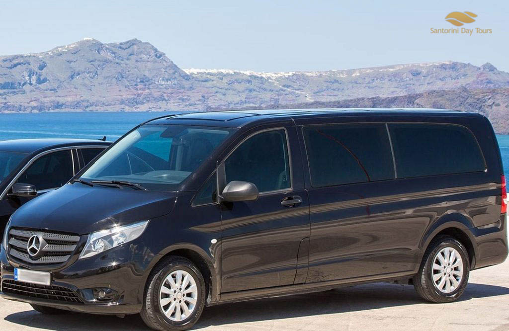 Santorini Private Departure Transfer: Hotel or Airbnb to Airport/Port (20PART)