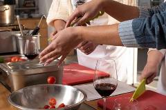 Private Tour: Santorini Cooking Class and Wine-Tasting Tour