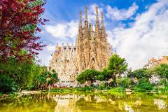 Sagrada Familia : Visite guidée en français avec guide officiel