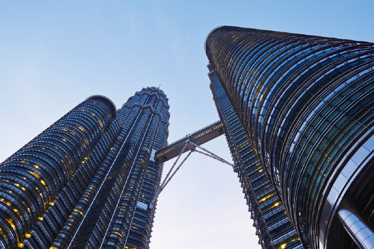 Skip the Line: Petronas Twin Tower Ticket & Short City Trip