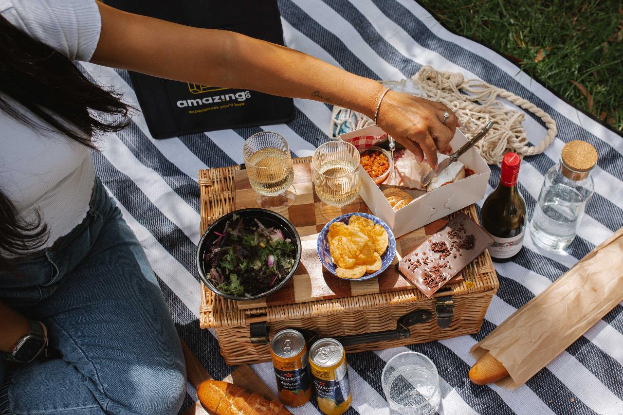 Mystery Picnic Date - Road to Philip Island