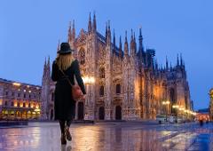 Small Group Tour with easy Entrance to Milan's Duomo, Underground and Rooftop Terraces