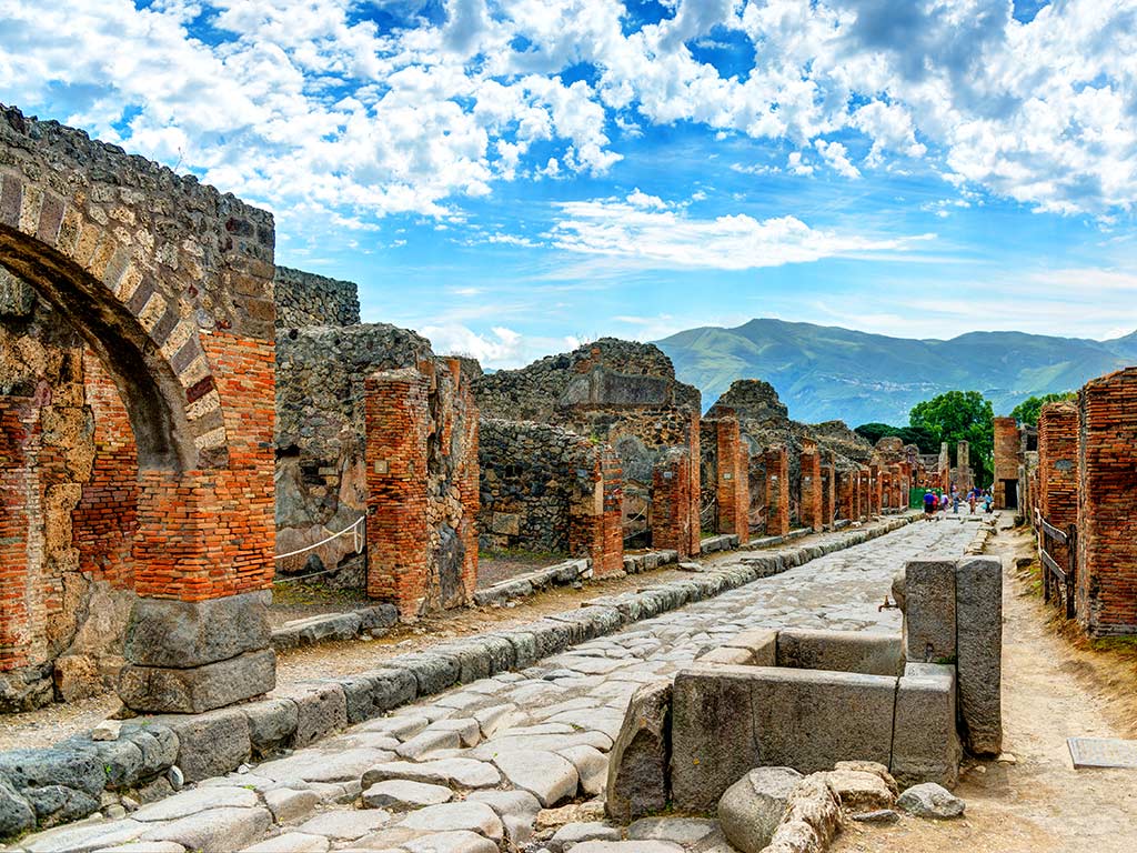 Capri Island & Pompeii Day Trip from Rome by High-Speed Train: Semi Private