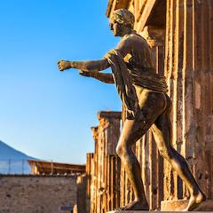Pompeii and Vesuvius Tour from Sorrento: Large Group