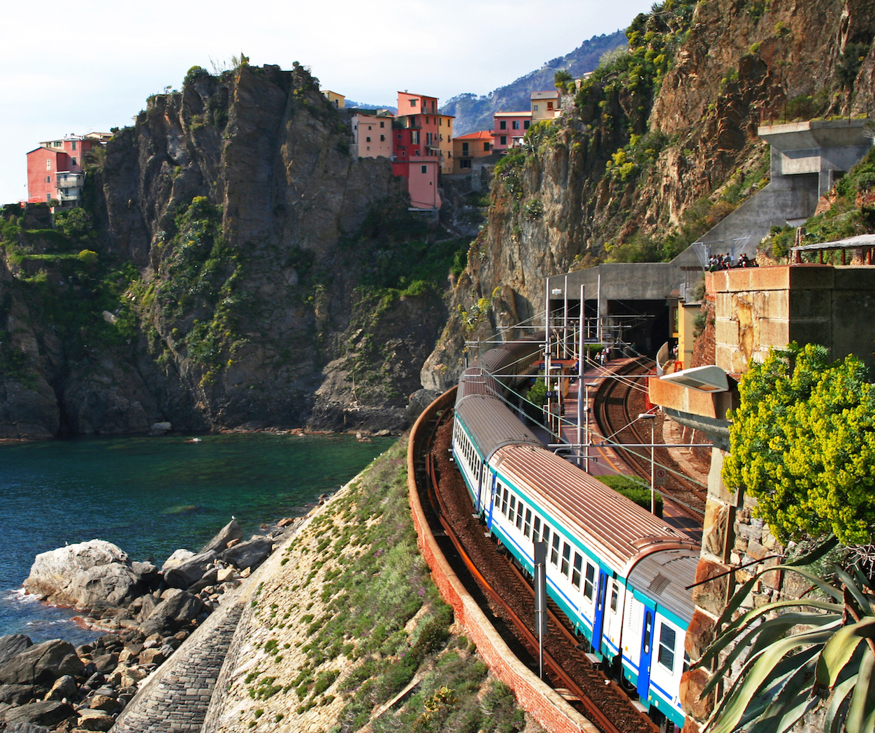Group:  Cinque Terre Cards with Hiking and Unlimited Trains to Villages