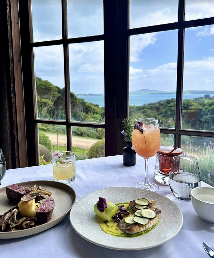 Waiheke Island: Private Sunset Wine Tour & 2-Course Dinner - Photo 3
