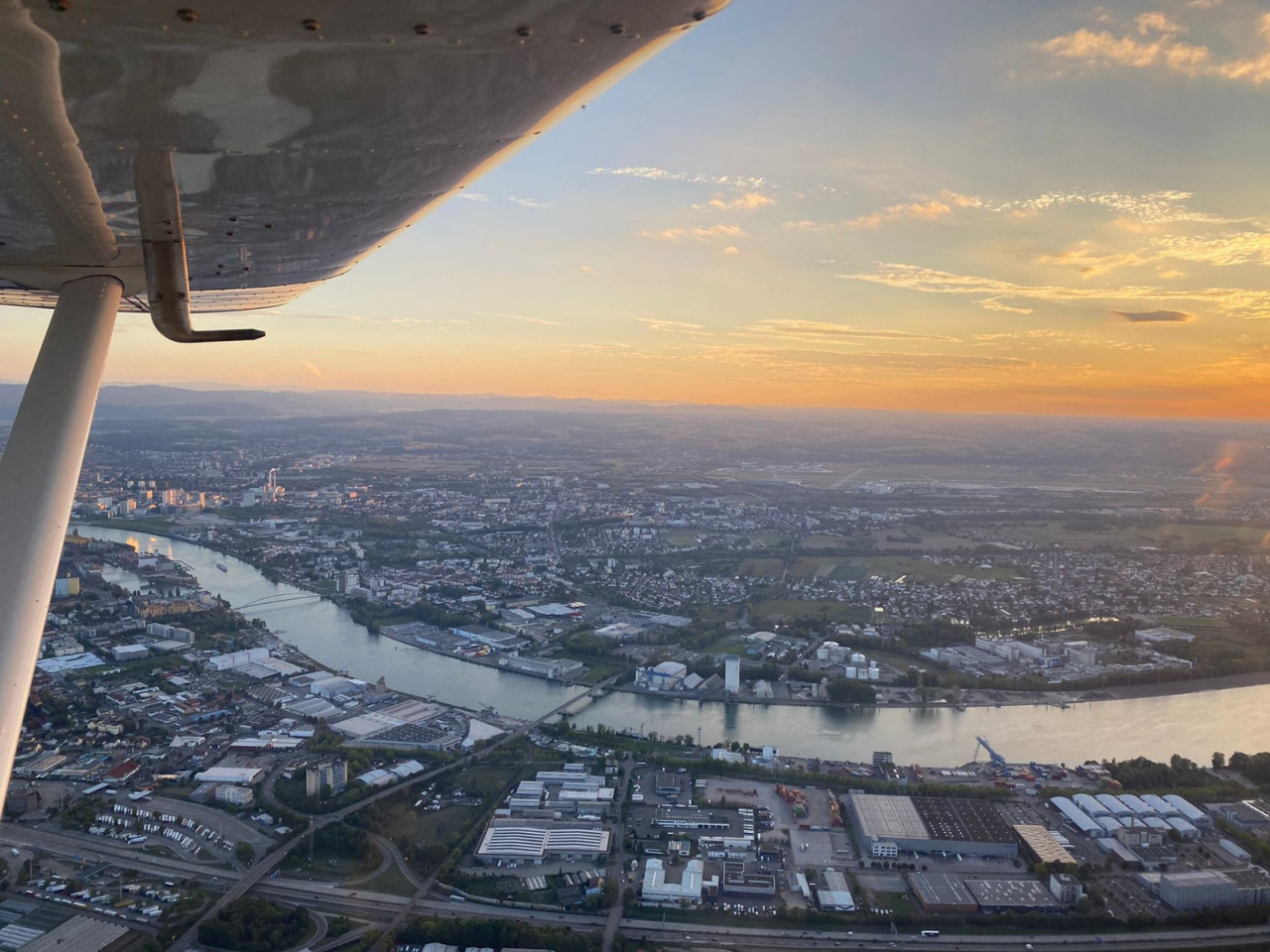 Basel : 1-Hour Sightseeing Flight