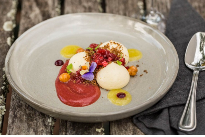 Delectable Tastes of Local Icons Tour