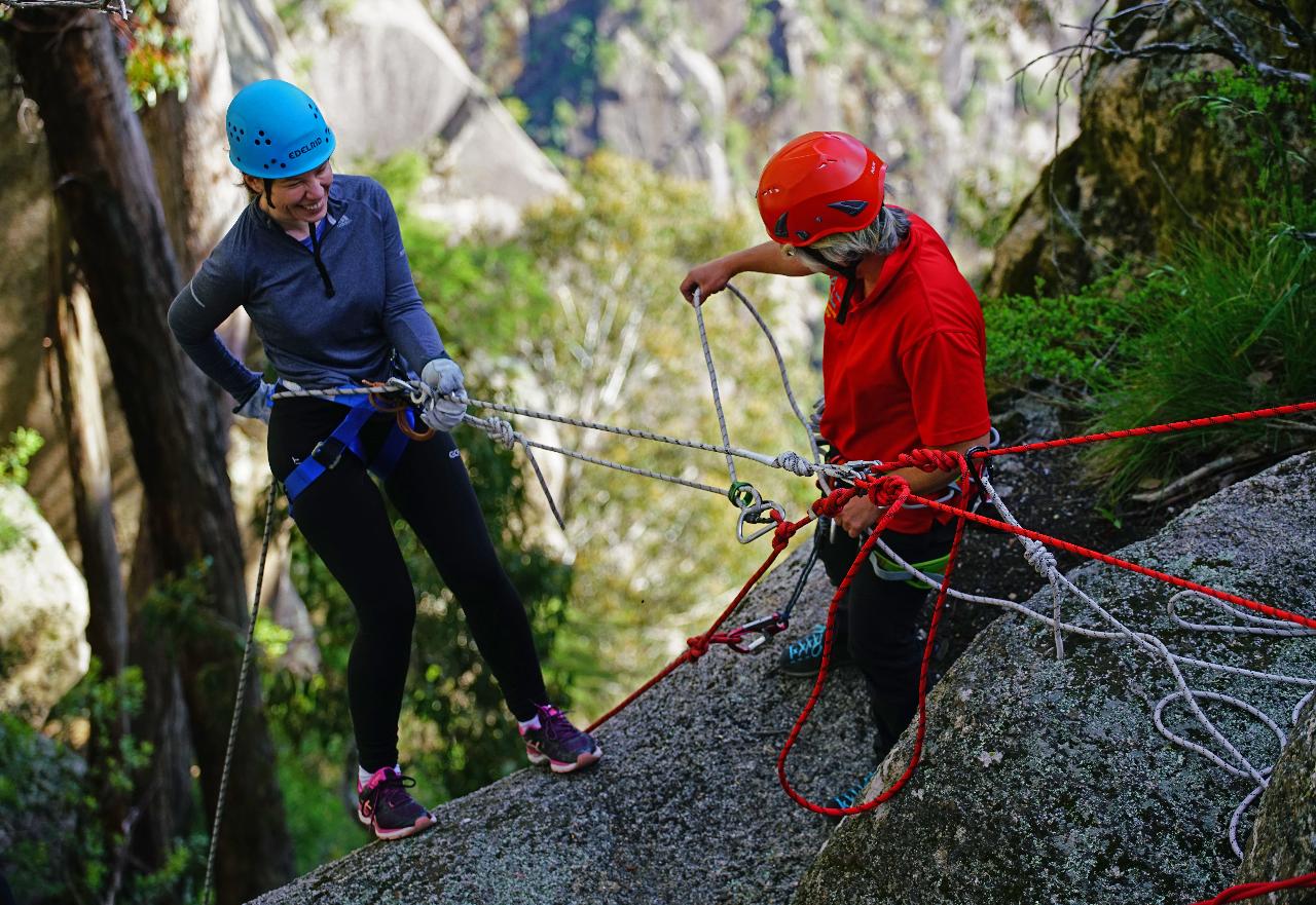 Abseiling - Family Mount Buffalo (2.5Hours)