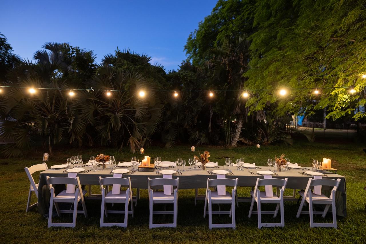 Luxury Outback Dinner & Show Package