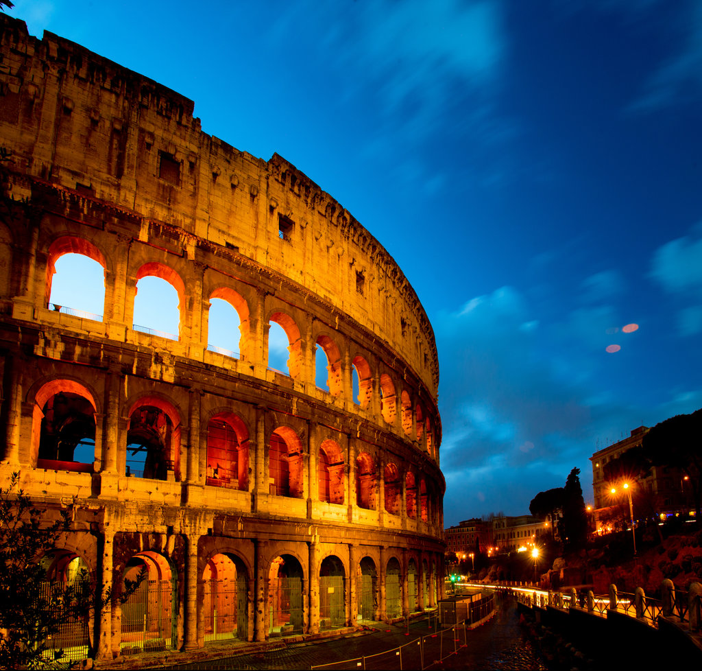 colosseum at night