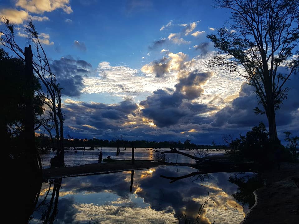 Beng Mealea and the Villages of the Tonle Sap - Full Day.