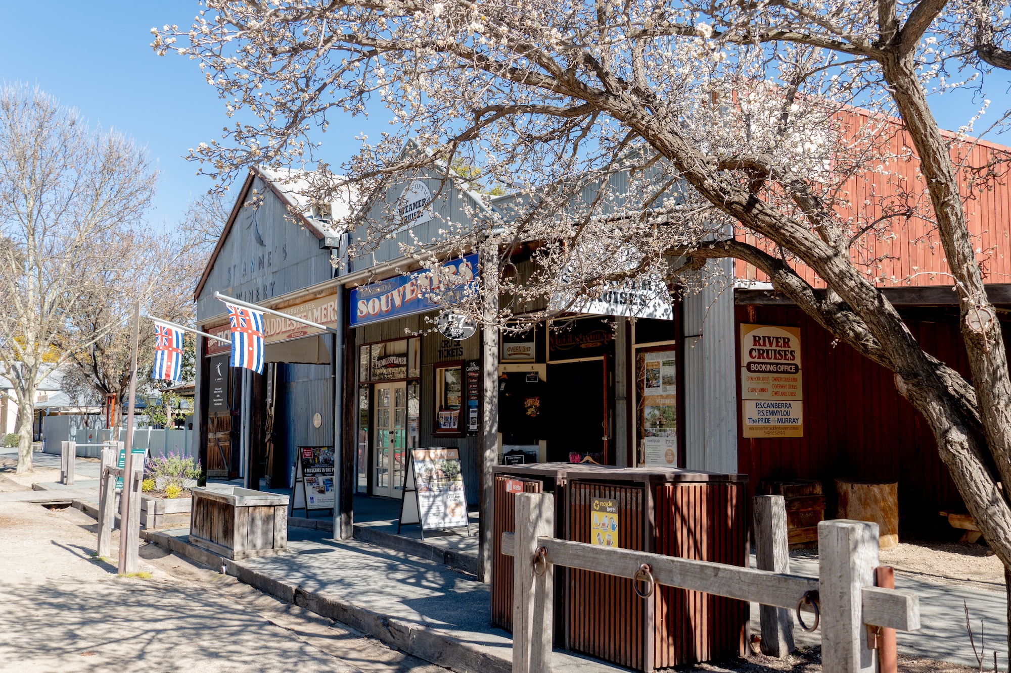 Murray River, Paddle Steamer & Wildlife Experience