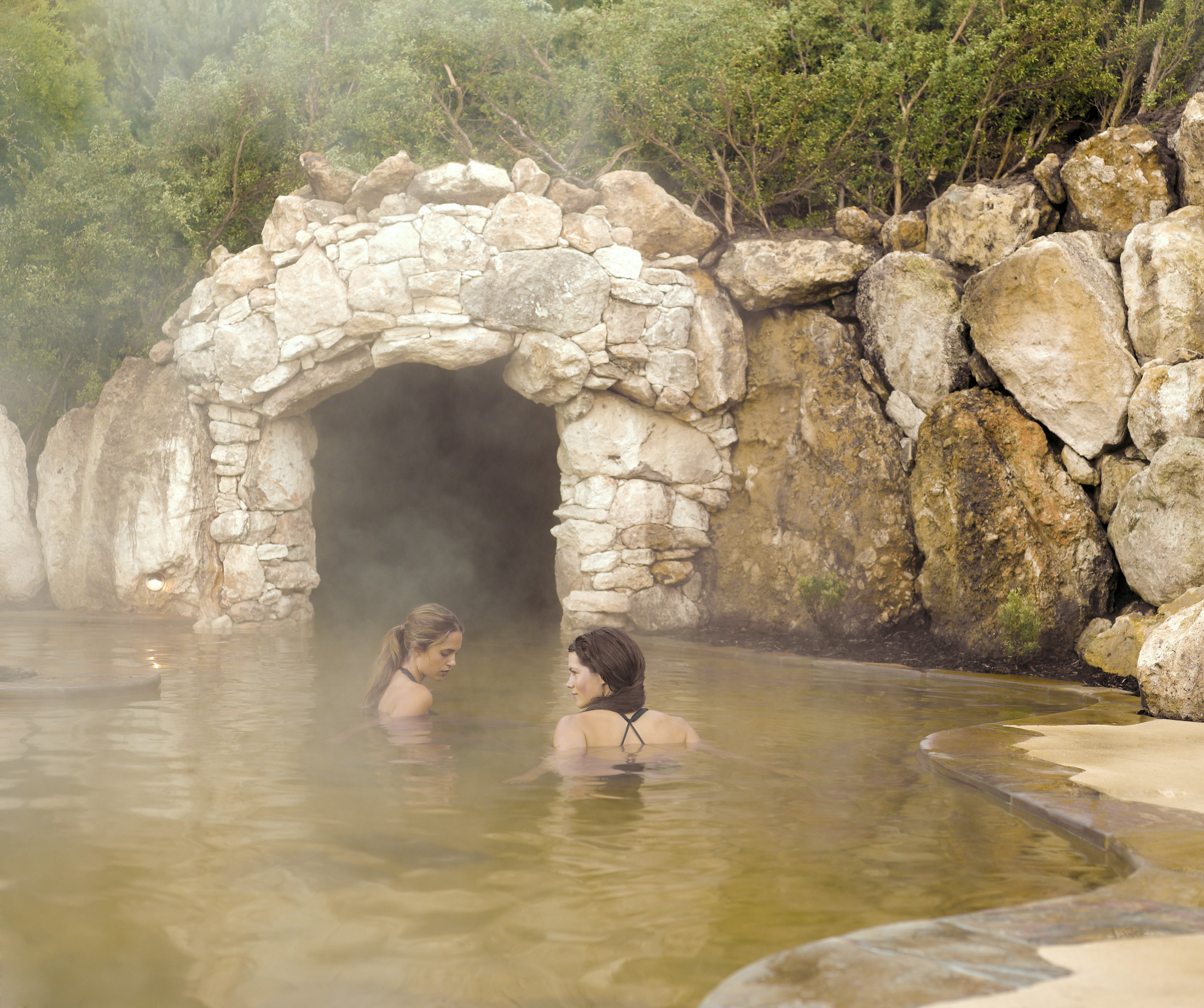 1-Day Peninsula Hot Springs and Bathing Boxes