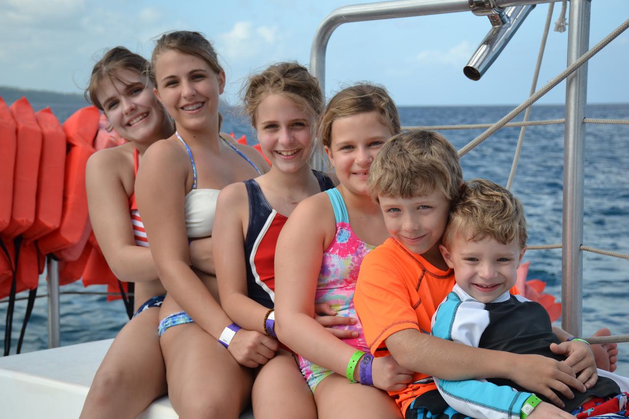 Montego Bay Morning Catamaran Extravaganza – Family-Friendly Fun with Snorkeling & Exclusive Transfers from Montego Bay