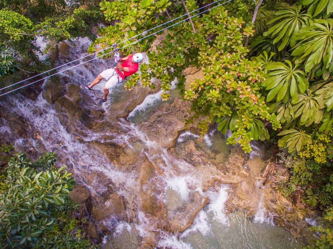 Dunn's River Falls Climb plus Ziplines, and Horseback Ride n Swim Tour from Ocho Rios