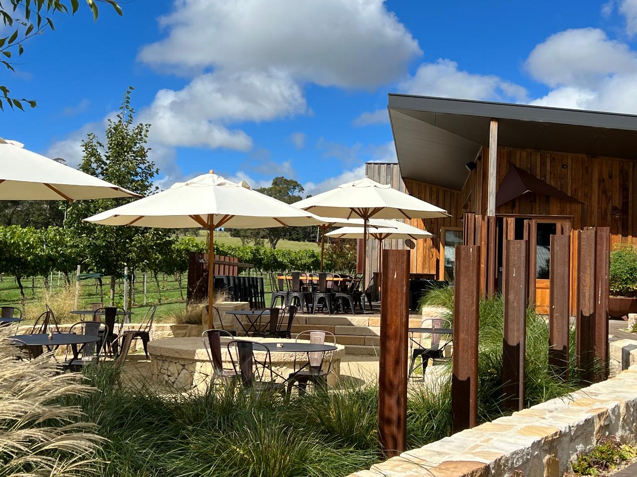 Private Sydney to Southern Highlands Tour by Shiraz Tours - PRIVATE (8:30am-5:30/6:00pm)