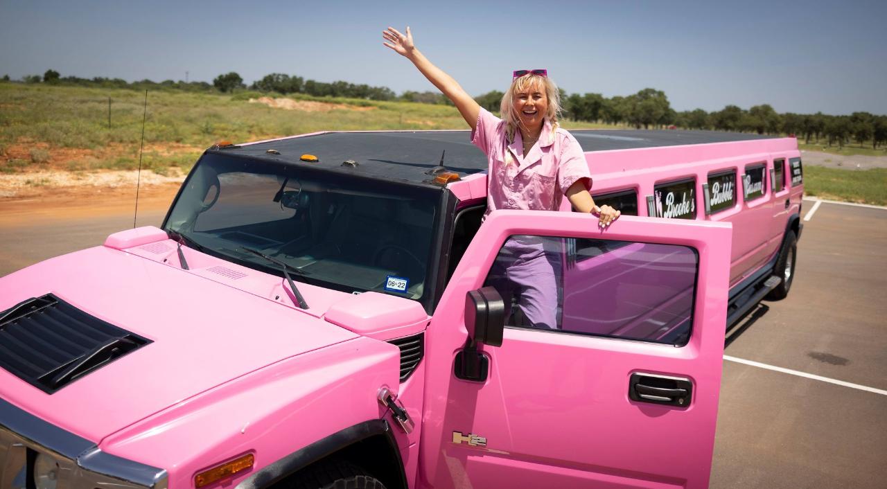 PINK HUMMER LIMO #2 Wine Tour (PRIVATE)