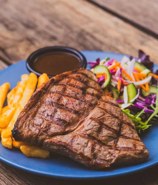 Port Adelaide Street Art tour with lunch and a pint