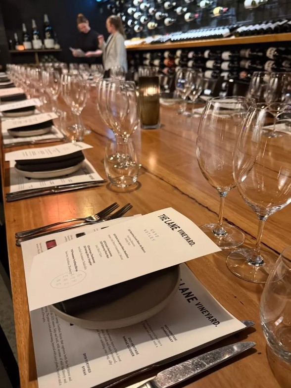 Adelaide Hills 8-hour Dining & Wine Tasting