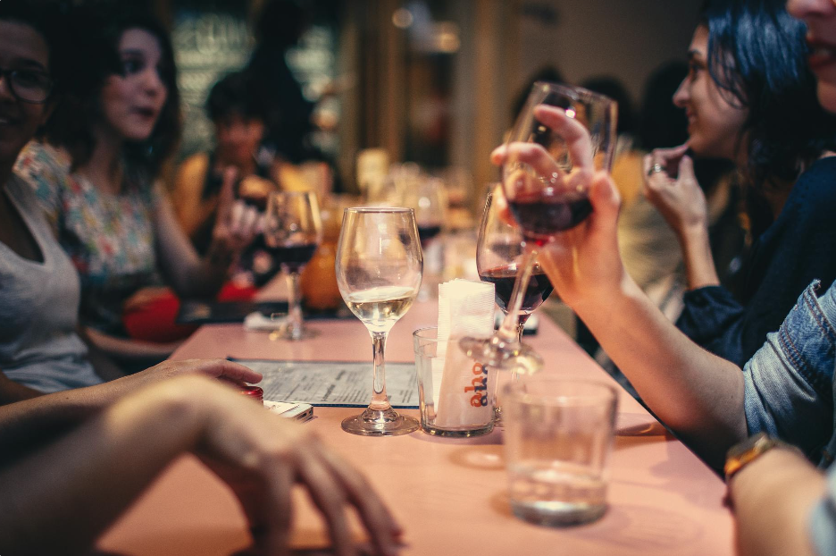  Large Group Wine Tasting (15+ Guests) - Seated experience with up to 20 wines served tableside