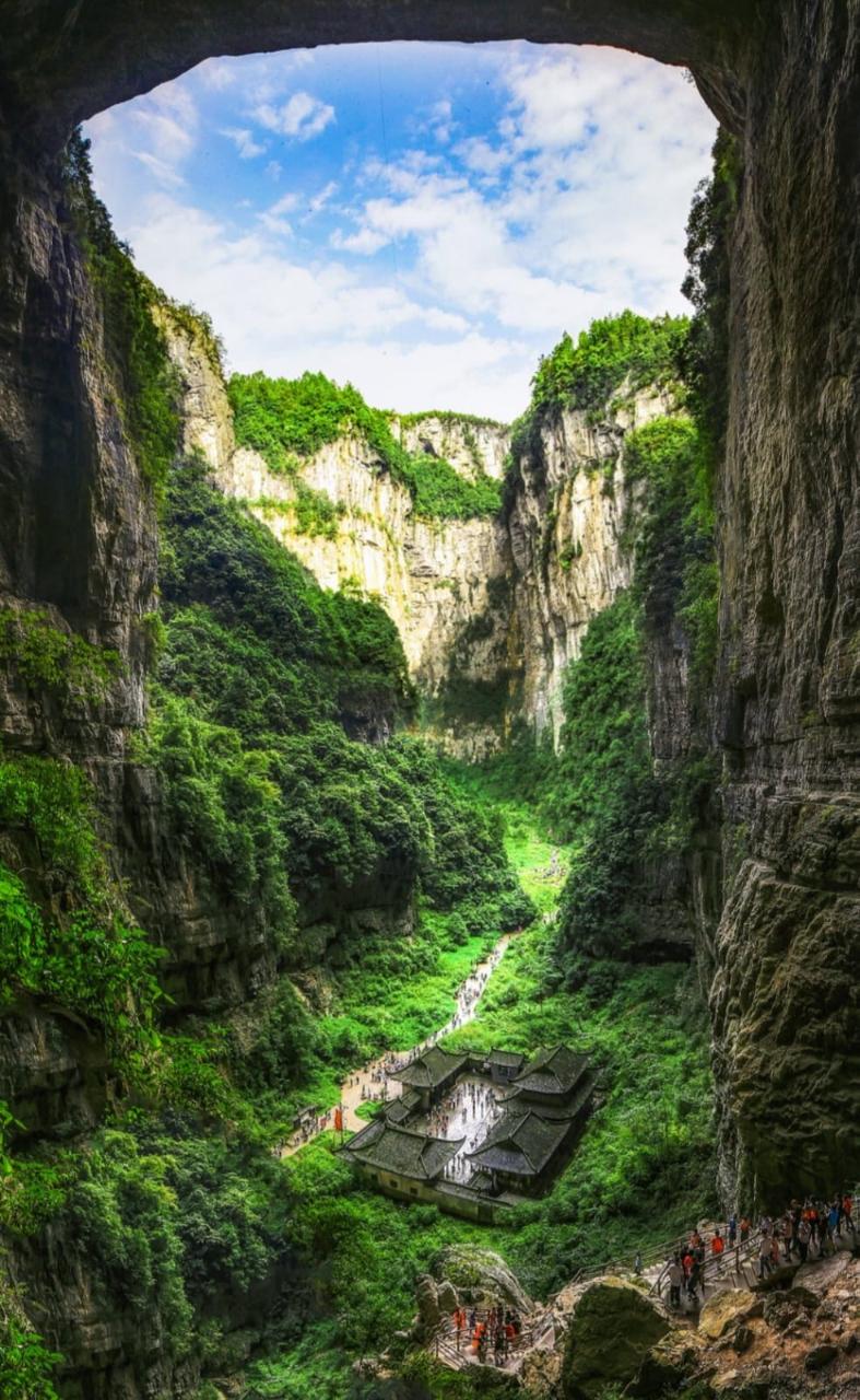 2 Day Private Tailor-made Tour: Wulong Tiankeng Difeng & Fairy Mountain - Min 4 to go