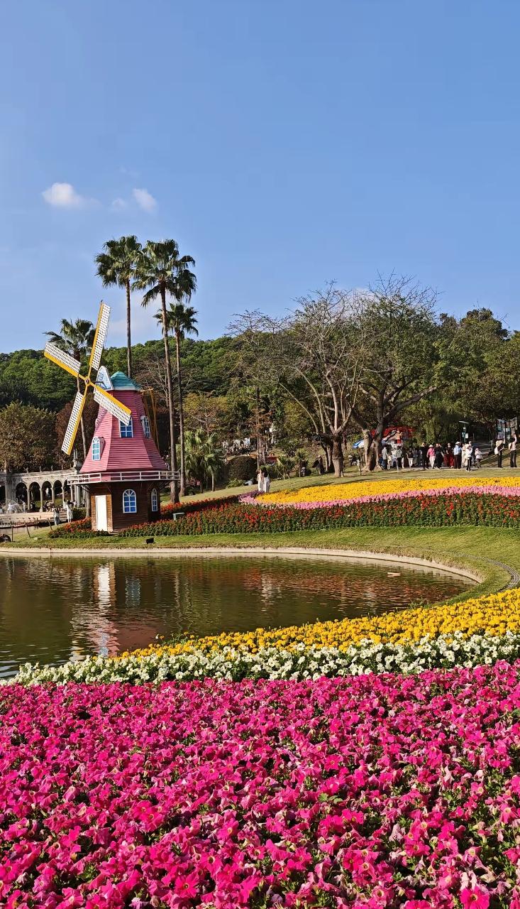 7D6N Savor of the Greater Bay by Air Macau (Usual price S$1488) Additional S$100 Less per couple