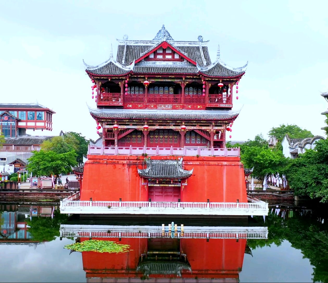 1 Day Private tour to Luodai Ancient Town+Jinlong Great Wall in Chengdu - Min 2 to go