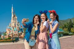 3D2N Hong Kong Disneyland Hotel or Explorers Lodge 