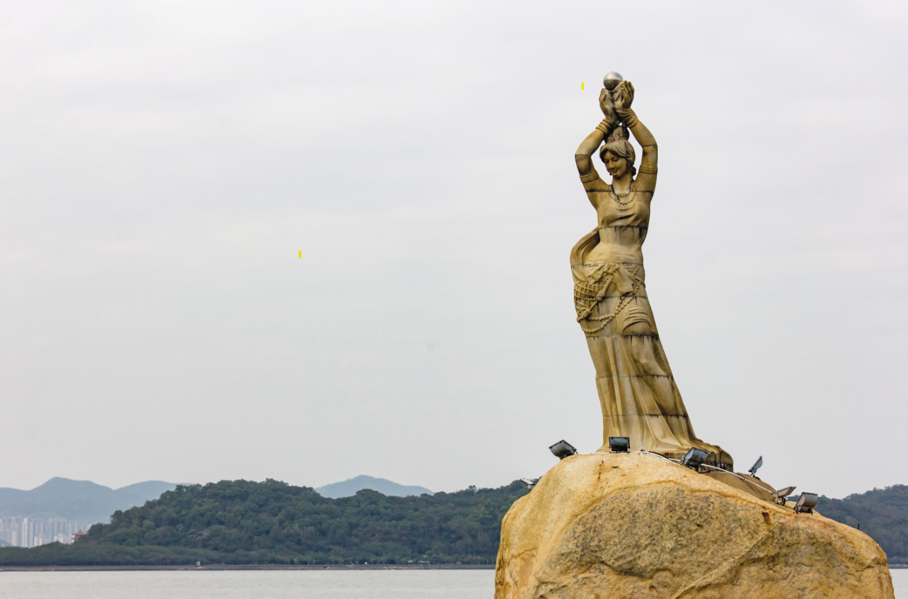 5D4N Macao + Chimelong Zhuhai by Air Macau (Usual price S$1288) Additional S$100 Less per couple