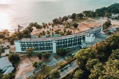 2D DESARU TUNAMAYA BEACH & SPA RESORT BY COACH