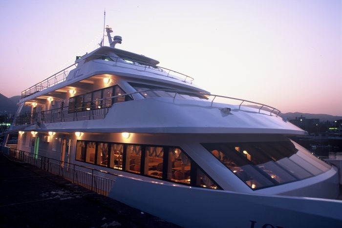 The ULTIMATE Vivid Sydney Harbour Cruise