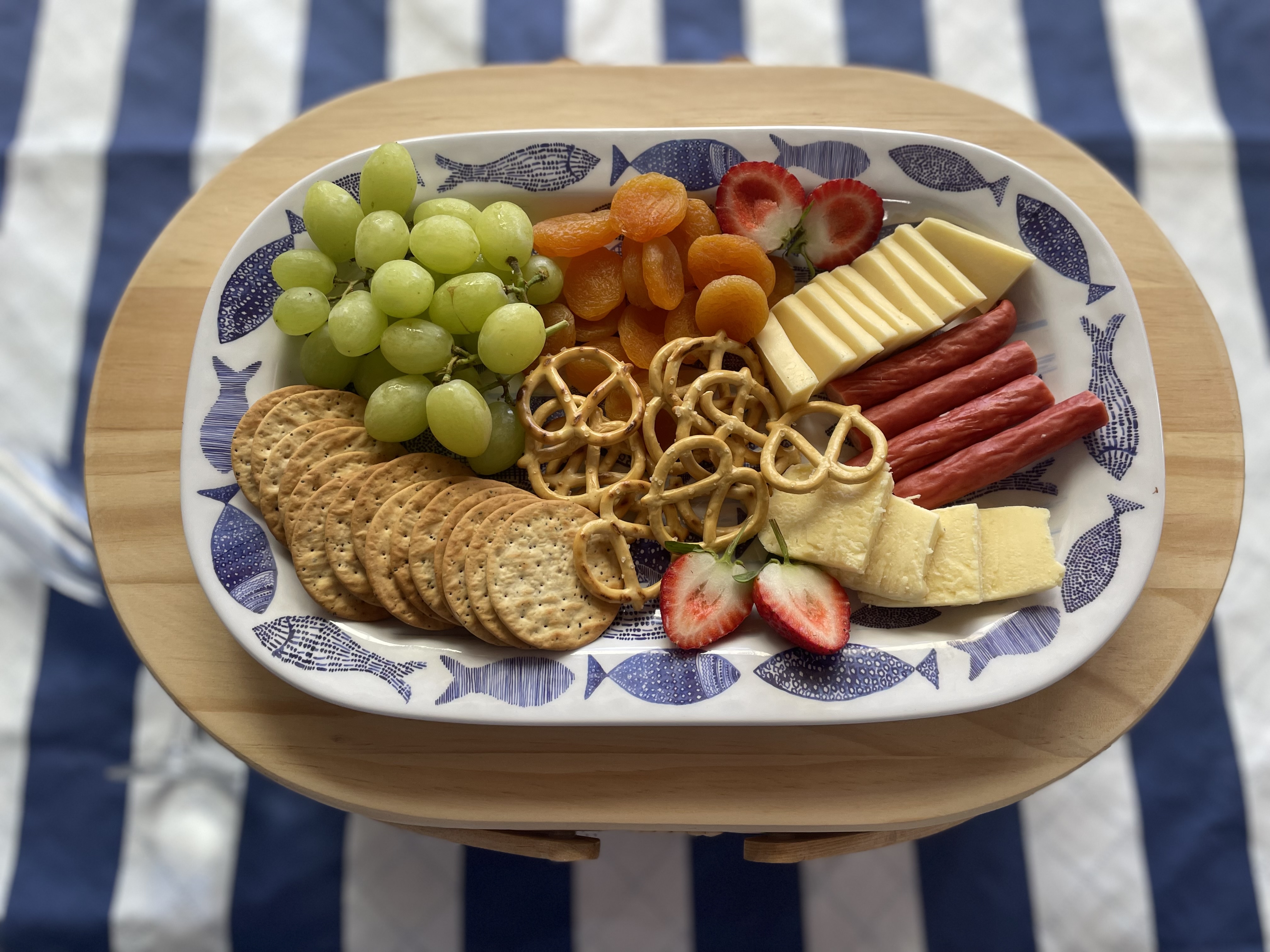 Surfers Paradise to Wavebreak Island 'Pelicans, Picnic & Yabby Pumping' Cruise - Shared Tour.