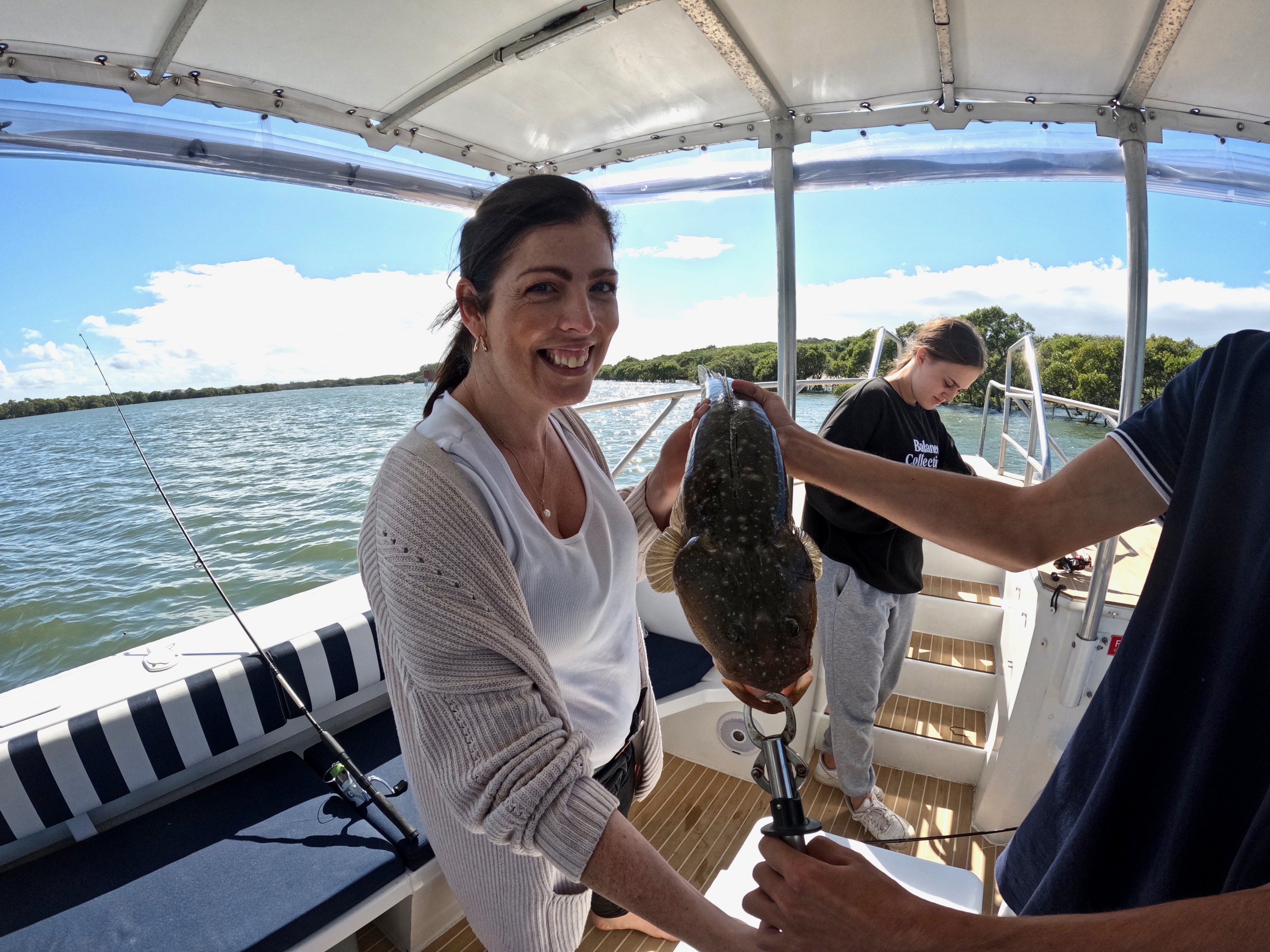 3 hour PRIVATE Broadwater Fishing Charter - Afternoon session